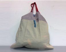 Shopper bag in cotone made in Italy realizzato a mano.